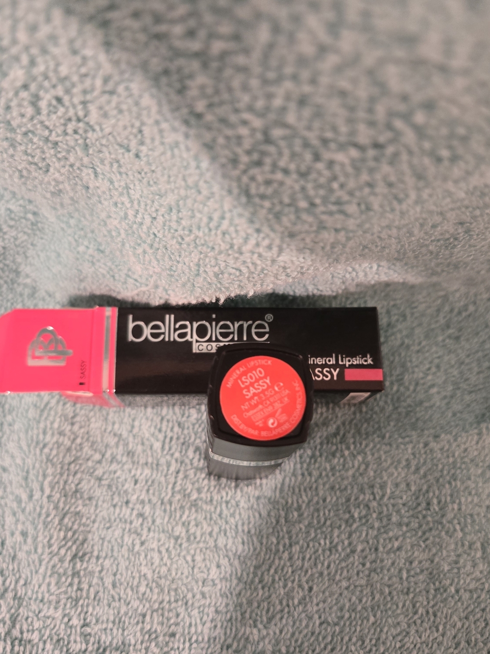 Bellapierre Mineral Lipstick in Sassy Pink